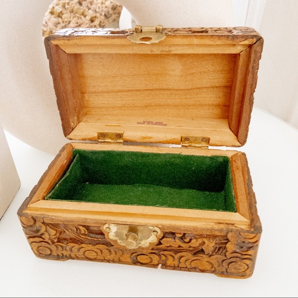 Vintage Ornate Prewar Jewelry Box Handcarved - Picture 3 of 4